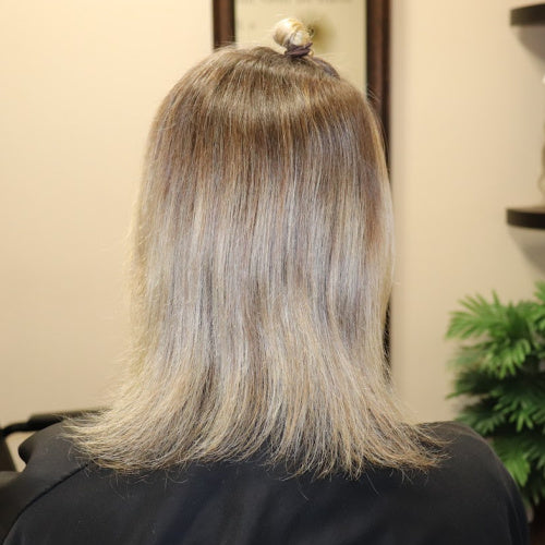 Antes de la transformación con extensiones de cabello